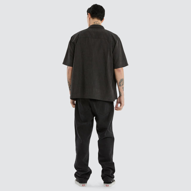 Solemn Shortsleeve Shirt Jet Black