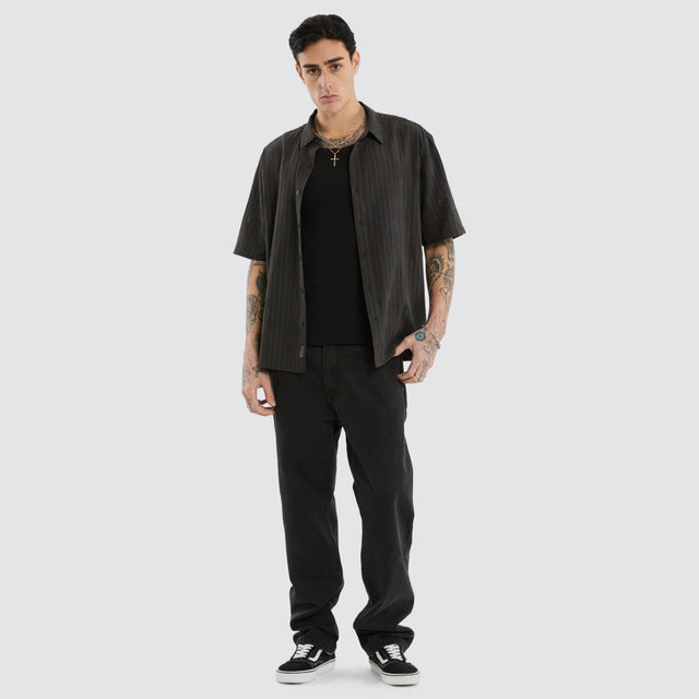 Solemn Shortsleeve Shirt Jet Black