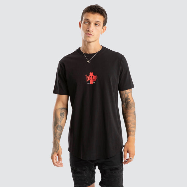 Model wears Purgatory Dual Curved Tee Jet Black T-Shirts Black – image 5