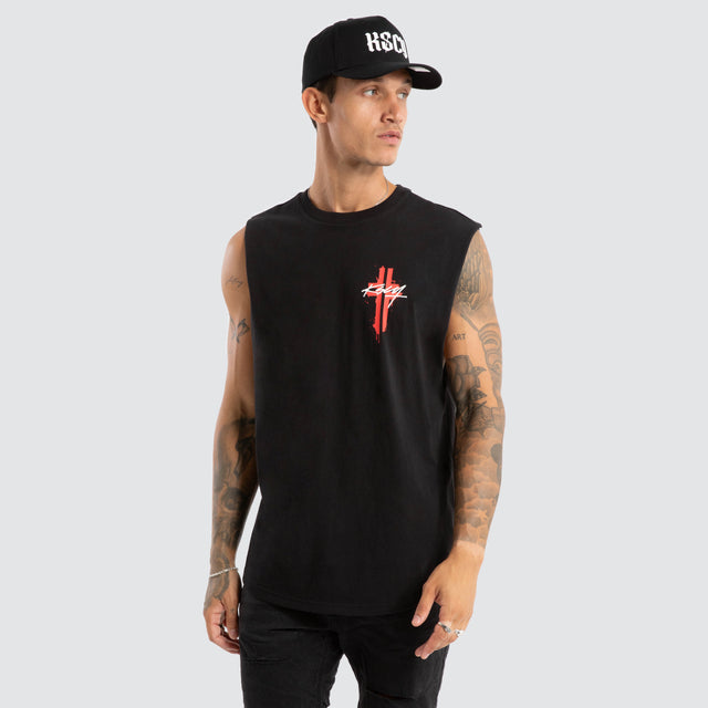 Model wears Letdown Dual Curved Muscle Jet Black Muscle Tees Black – image 3