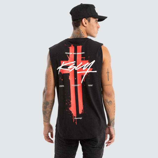 Model wears Letdown Dual Curved Muscle Jet Black Muscle Tees Black – image 1