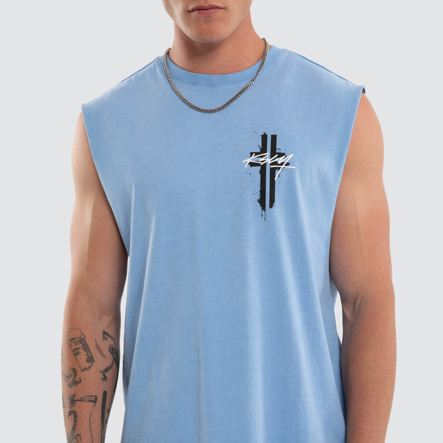 Model wears Letdown Dual Curved Muscle Pigment Vista Blue Muscle Tees Blue – image 4