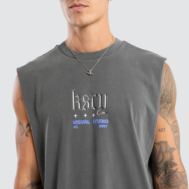 Model wears Studio Relaxed Muscle Pigment Charcoal Muscle Tees Grey – image 4