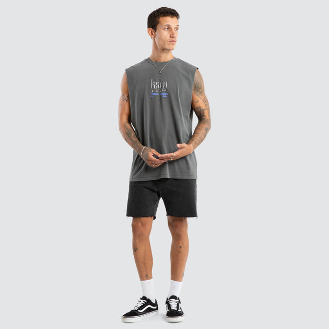 Model wears Studio Relaxed Muscle Pigment Charcoal Muscle Tees Grey – image 2