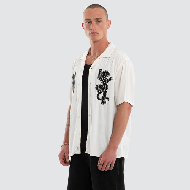 Model wears Risen Button Up Short Sleeve Shirt Natural White Short Sleeve Shirts White – image 5