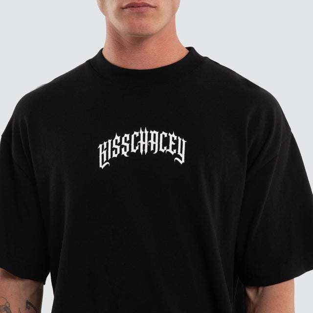 Model wears Seek Heaven Street Tee Jet Black T-Shirts Black – image 4