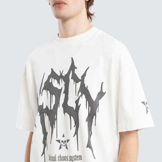 Model wears Nadal Street Tee Natural White T-Shirts White – image 4