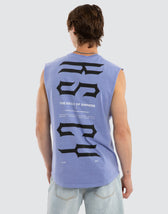 Trapped Dual Curved Muscle Pigment Purple Trumpet