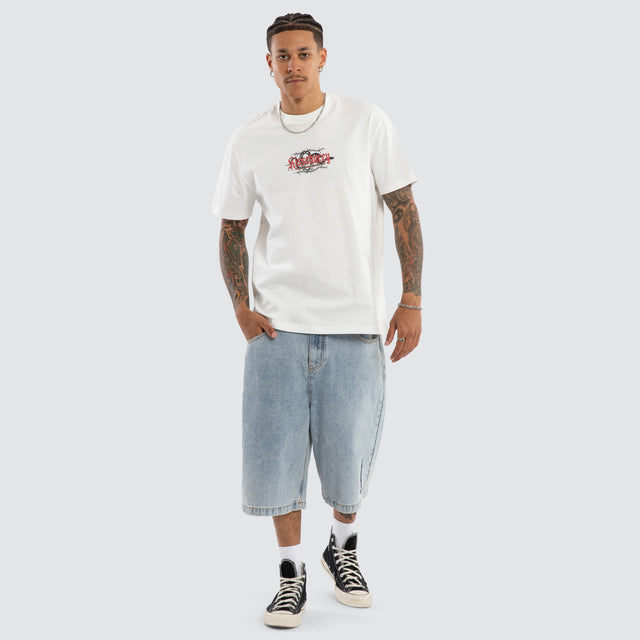 Model wears Risen Relaxed Tee Natural White T-Shirts White – image 2