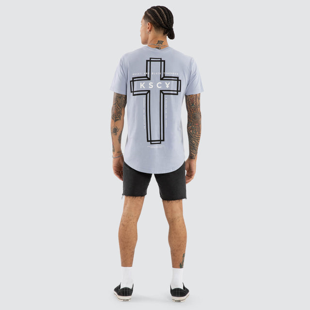 Model wears Sanctus Dual Curved Tee Pigment Lavender T-Shirts Purple – image 3