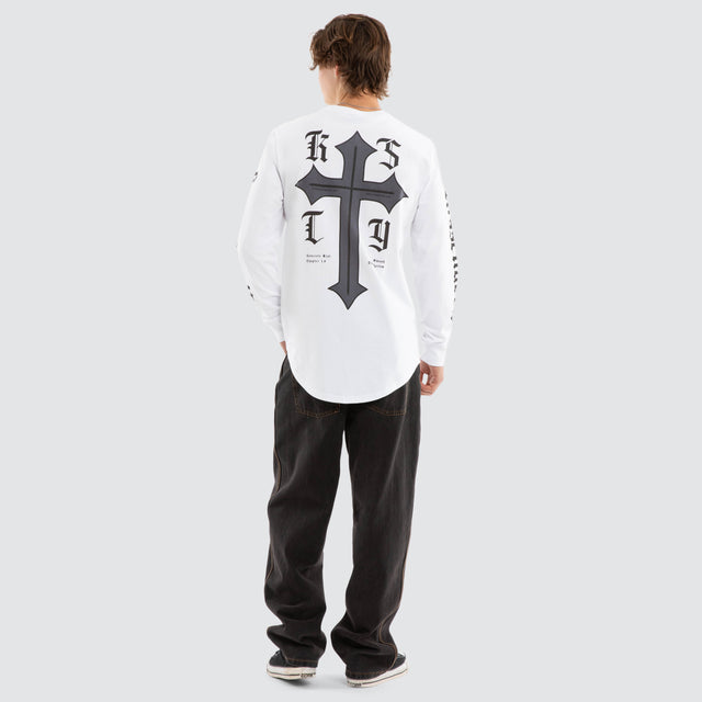 Venom Dual Curved Long Sleeve Tee Optical White