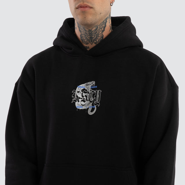 Model wears Python Oversized Hoodie Jet Black Hoodies Black – image 4