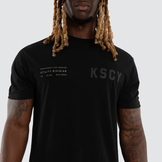 Model wears Existence Dual Curved Tee Jet Black T-Shirts Black – image 4