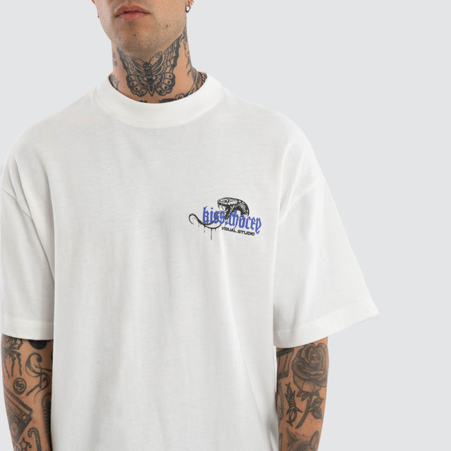 Model wears Cobra Street Tee Natural White T-Shirts White – image 4