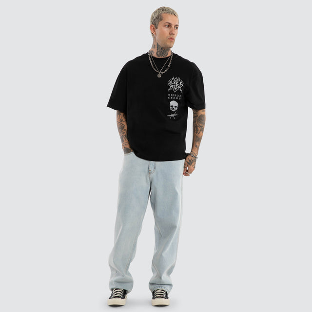 Model wears Barbed Street Tee Jet Black T-Shirts Black – image 2
