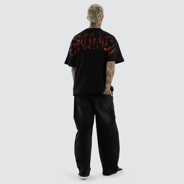 Model wears Overdrive Batwing Tee Jet Black T-Shirts Black – image 3