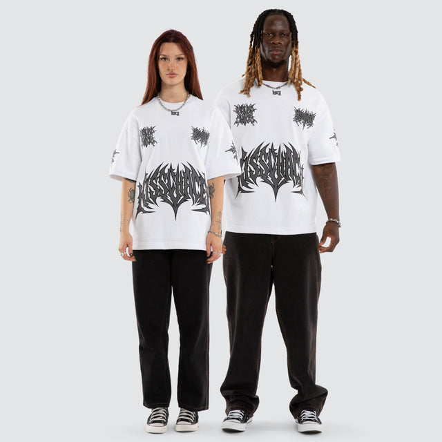 Model wears Goliath Loopback Street Tee Optical White T-Shirts White – image 5