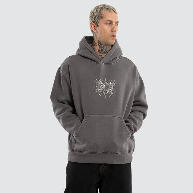 Model wears Wrath Relaxed Hoodie Pigment Boulevard Hoodies Grey – image 3
