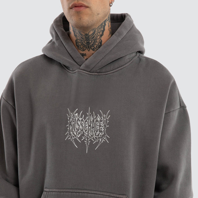 Model wears Wrath Relaxed Hoodie Pigment Boulevard Hoodies Grey – image 5