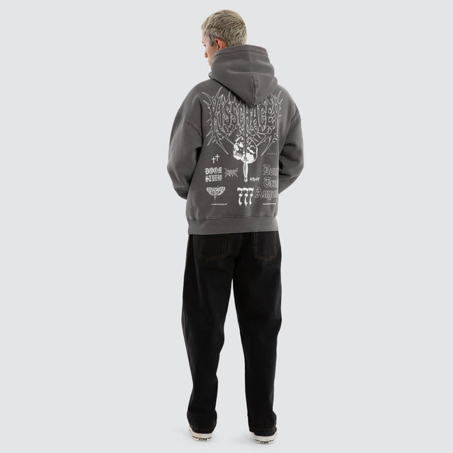 Model wears Wrath Relaxed Hoodie Pigment Boulevard Hoodies Grey – image 4