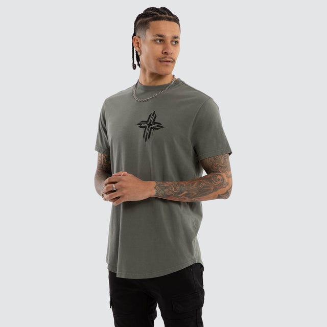 Model wears Preservation Dual Curved Tee Pigment Mulled Basil T-Shirts Green – image 3