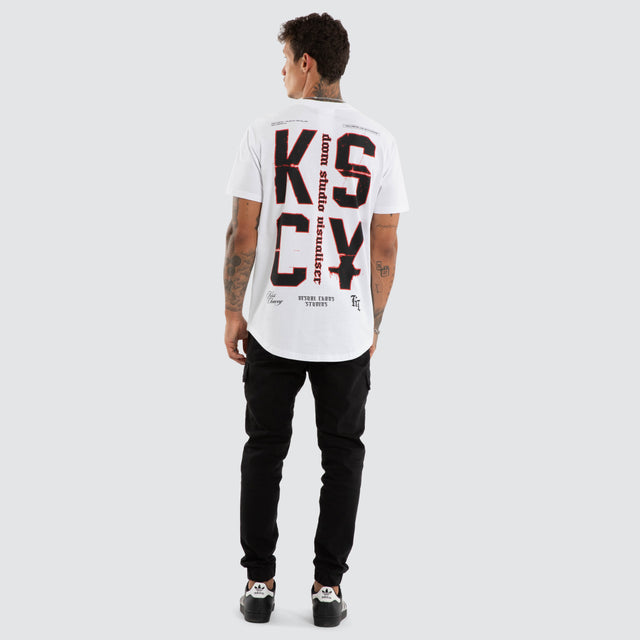 Model wears Erosion Dual Curved Tee Optical White T-Shirts White – image 5