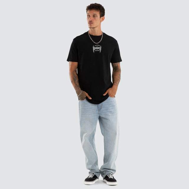 Model wears Sustain Dual Curved Tee Jet Black T-Shirts Black – image 2