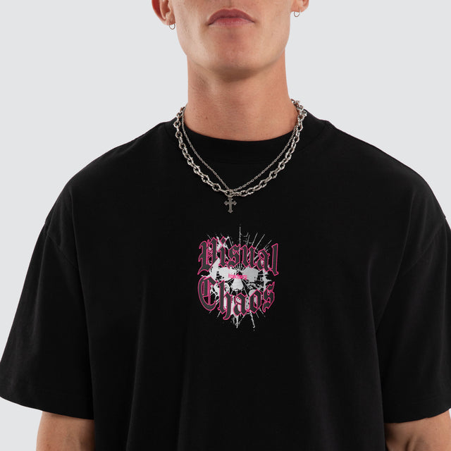 Model wears Choral Street Tee Jet Black T-Shirts Black – image 4