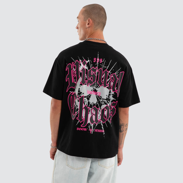 Model wears Choral Street Tee Jet Black T-Shirts Black – image 1