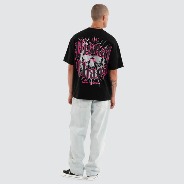 Model wears Choral Street Tee Jet Black T-Shirts Black – image 2