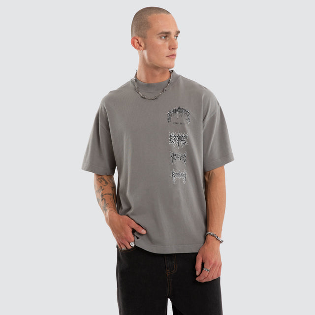 Model wears Forgiveness Street Tee Steel Grey T-Shirts Grey – image 3