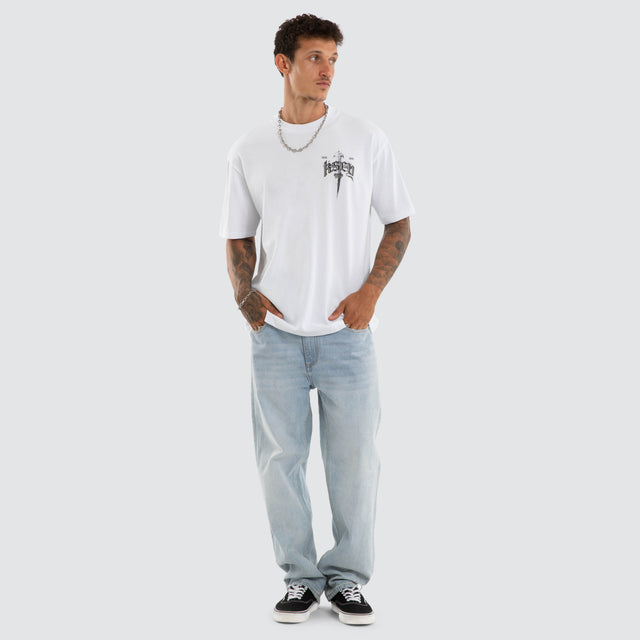 Model wears Immersion Box Fit Tee Optical White T-Shirts White – image 4