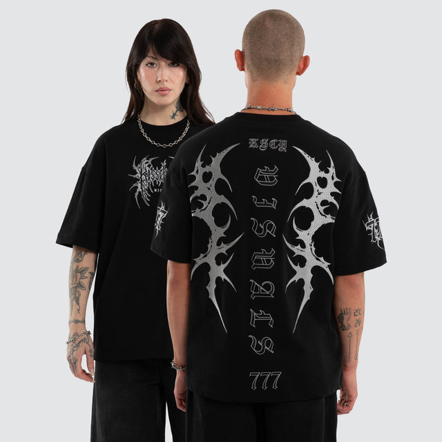 Model wears Threshold Loopback Street Tee Jet Black T-Shirts Black – image 1
