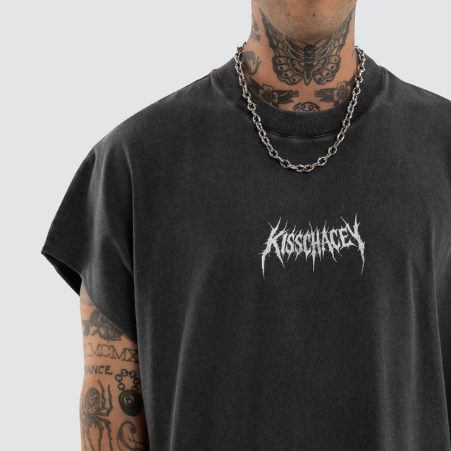 Model wears Norse Cut Off Muscle Mineral Snow Black Muscle Tees Black – image 4