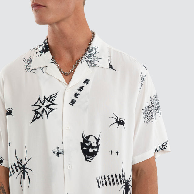 Model wears Torrent SS Resort Shirt White Print Short Sleeve Shirts White – image 3