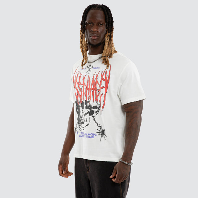 Model wears Rip Rocker Tee Natural White T-Shirts White – image 5