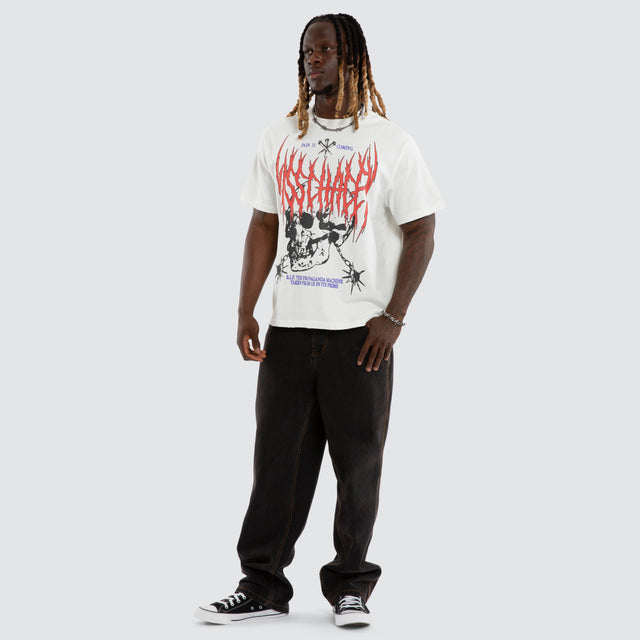 Model wears Rip Rocker Tee Natural White T-Shirts White – image 3
