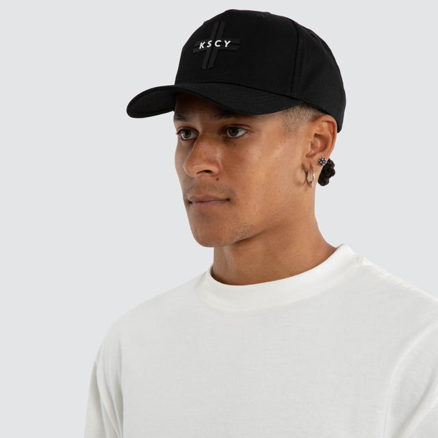 Cross Cap Jet Black