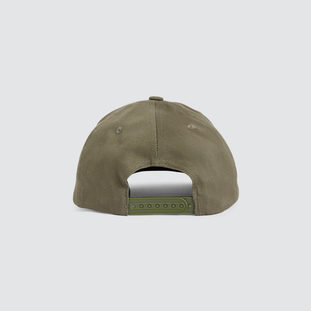 Model wears Cube Cap Khaki Caps Green – image 3