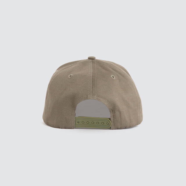 Model wears Command Cap Khaki Headwear Green – image 3