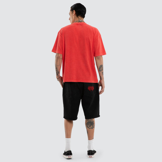 Model wears Chopper Street Tee Snow Scarlet T-Shirts Red – image 9