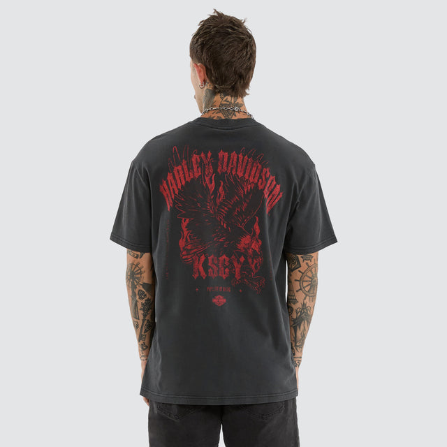 Model wears Sturgis Relaxed Tee Pigment Black T-Shirts Black – image 1