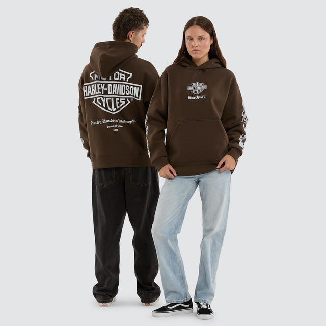 Model wears Freedom Relaxed Hoodie Slate Brown Hoodies Brown – image 4