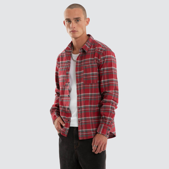 Model wears Discord Casual LS Shirt Blissful Check Long Sleeve Shirts Red – image 1
