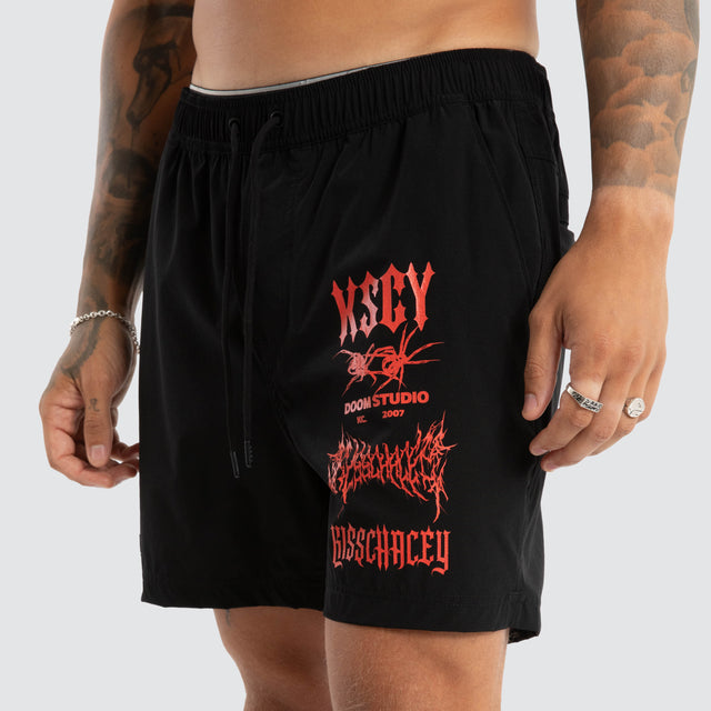 Model wears Doom Beach Short Jet Black Shorts Black – image 6
