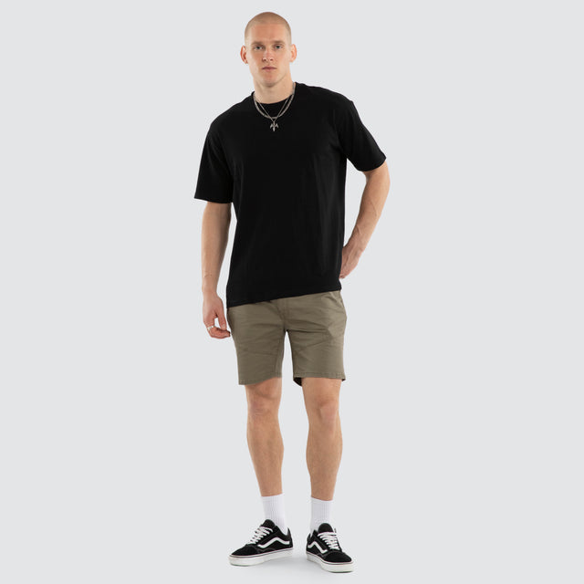 Model wears Wyvern Short Dune Shorts Dune – image 2