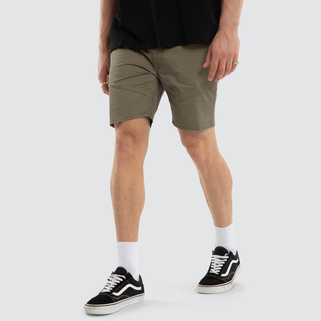 Model wears Wyvern Short Dune Shorts Dune – image 3