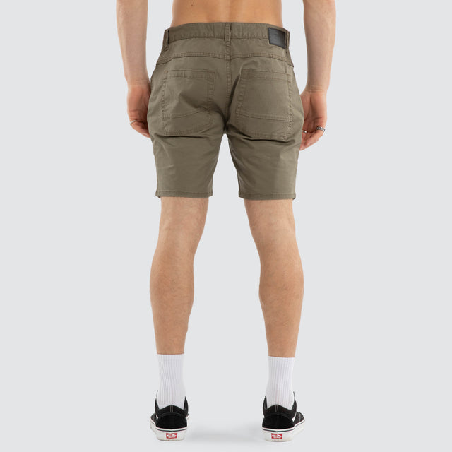 Model wears Wyvern Short Dune Shorts Dune – image 5