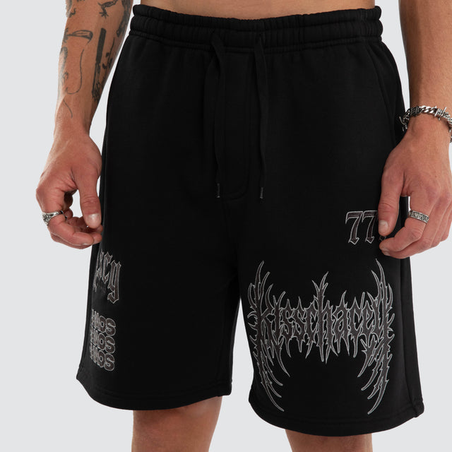 Model wears Threshold Trackshort Jet Black Trackshorts Black – image 6