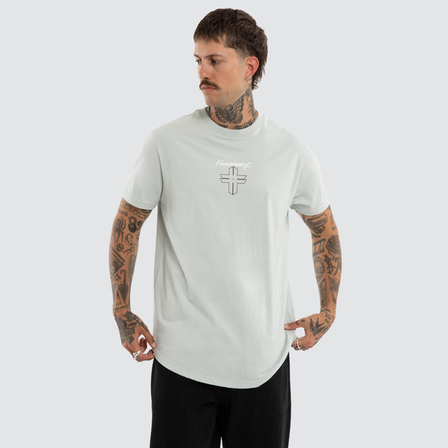 Model wears Forever Dual Curved Tee Sky Grey T-Shirts Grey – image 3
